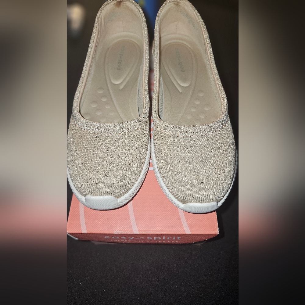 Easy Spirit Women's Beige Slip-On Shoes